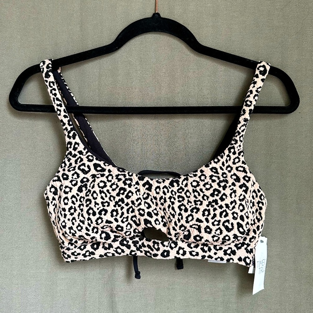 Leopard Print Bathing Suit Top Size M
